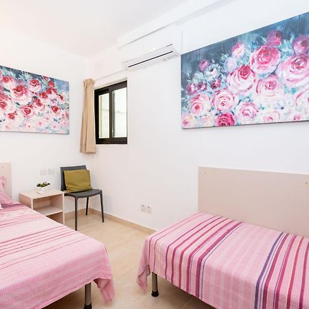 Islet Promenade Seafront Family Apartment With 2 Balconies By Getawaysmalta San Pawl il-Baħar Eksteriør bilde